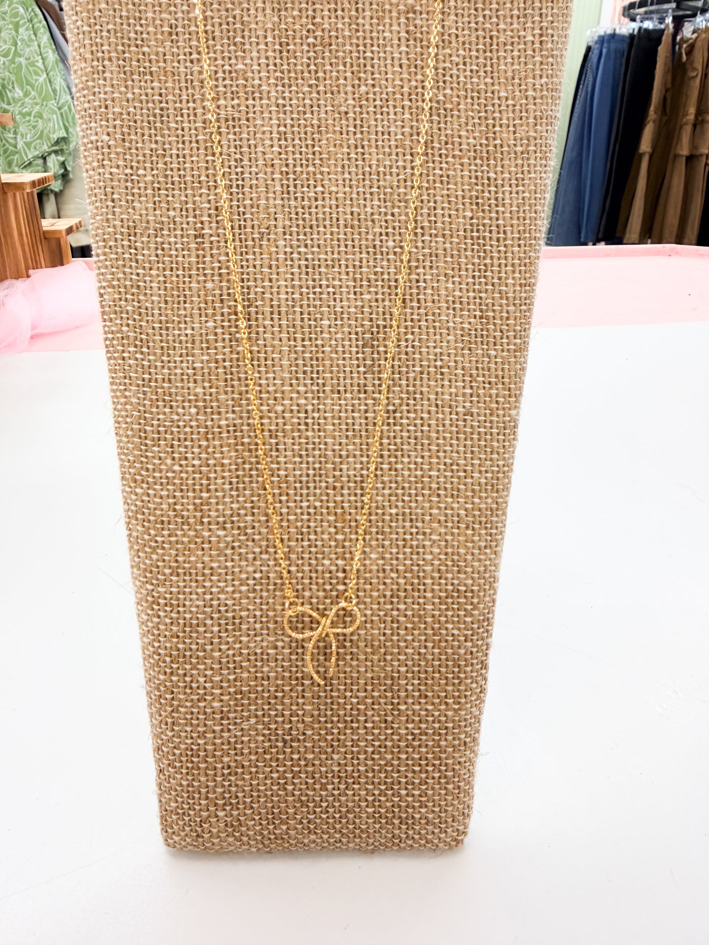 Bow Necklace