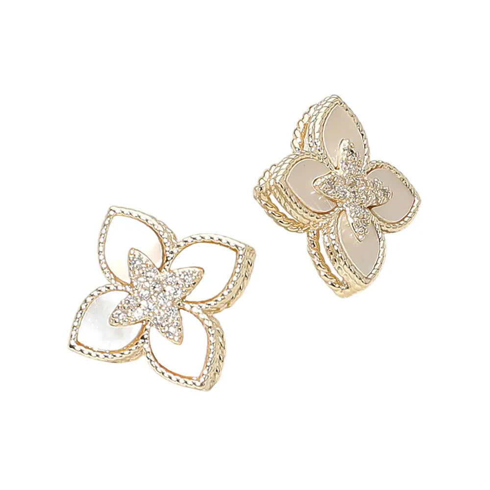 Clove Earrings