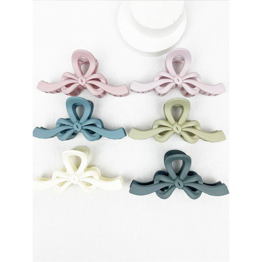 Knotted Bow Clip